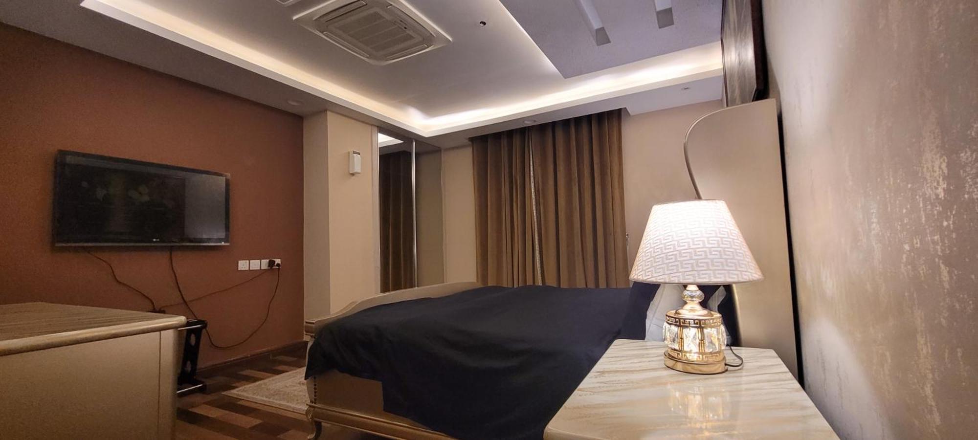 Goldcrest Luxury Apartments Lahor Dış mekan fotoğraf