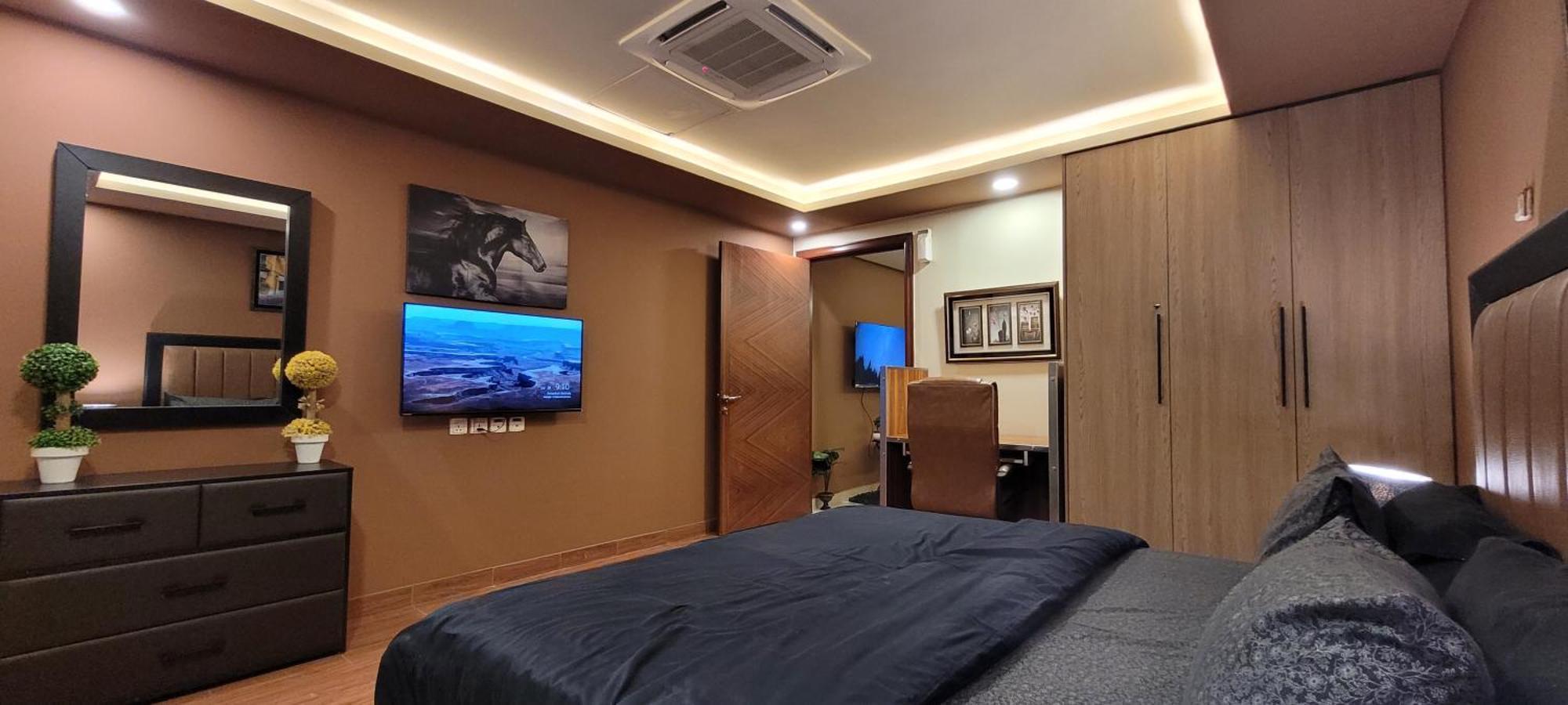 Goldcrest Luxury Apartments Lahor Dış mekan fotoğraf